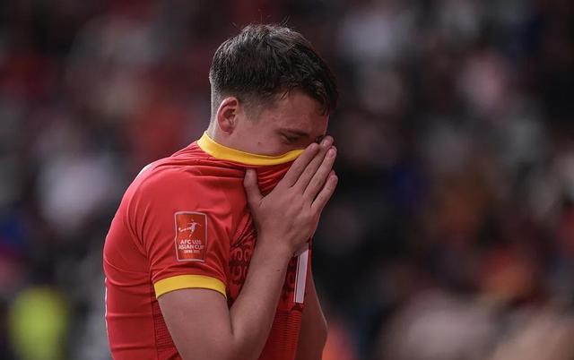 澳大利亚球员因红牌停赛，缺席下一场比赛的简单介绍