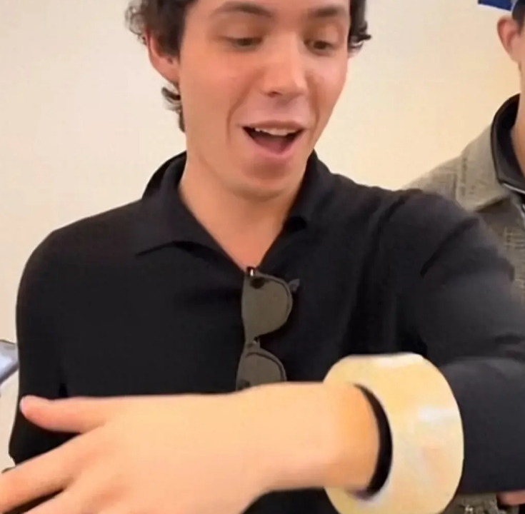 Rookie赛事官方发布问鼎冠军新规，利物浦争议不断！